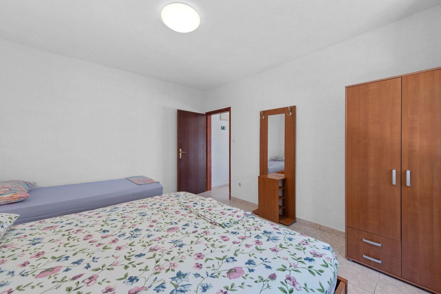 Apartment Uga2 Mandre Eksteriør bilde